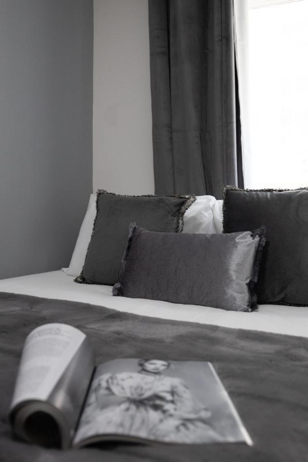 Spacious 4 Bedroom House Next To Kensington Palace Лондон Екстериор снимка