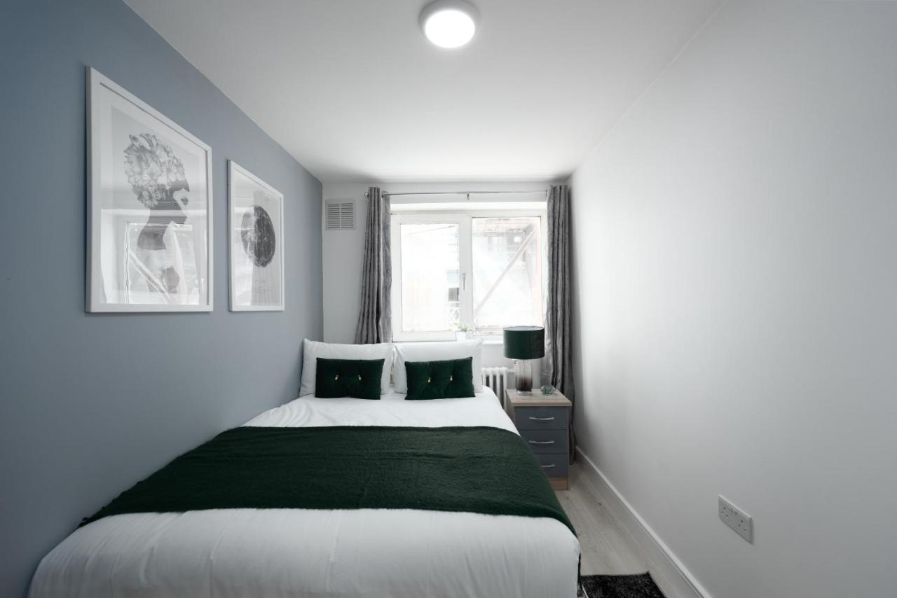 Spacious 4 Bedroom House Next To Kensington Palace Лондон Екстериор снимка